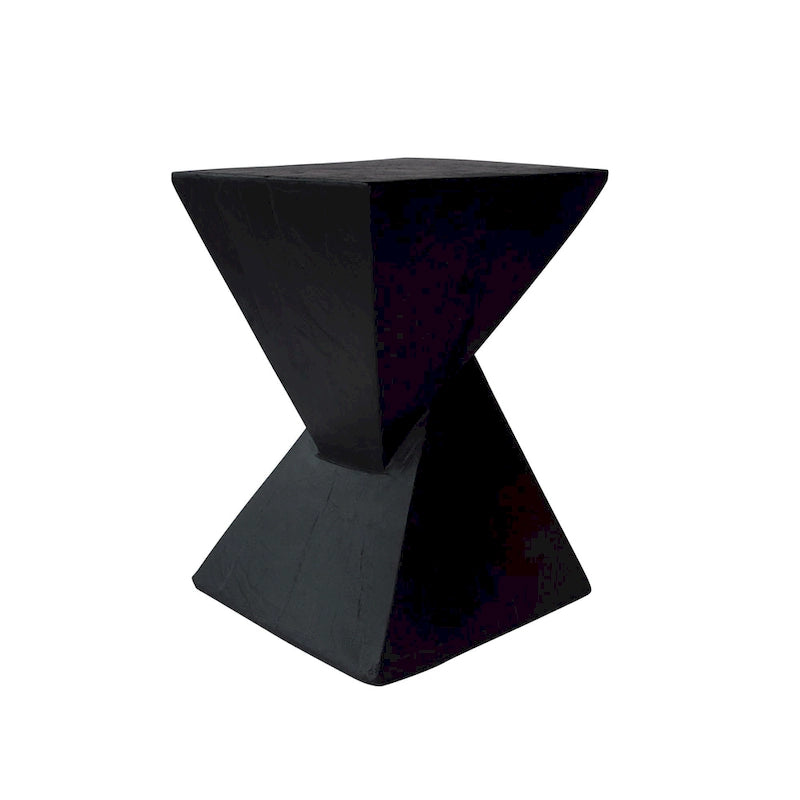 Mesa auxiliar Tess de hormigón ligero para exterior de