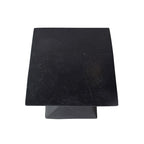 Mesa auxiliar Tess de hormigón ligero para exterior de