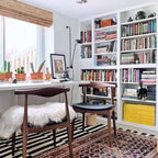 Sillas de comedor de madera oscura de nogal con asiento acolchado de cuero sintético o tela beige, para sala de estar, dormitorio, cocina o como sillas auxiliares de escritorio.